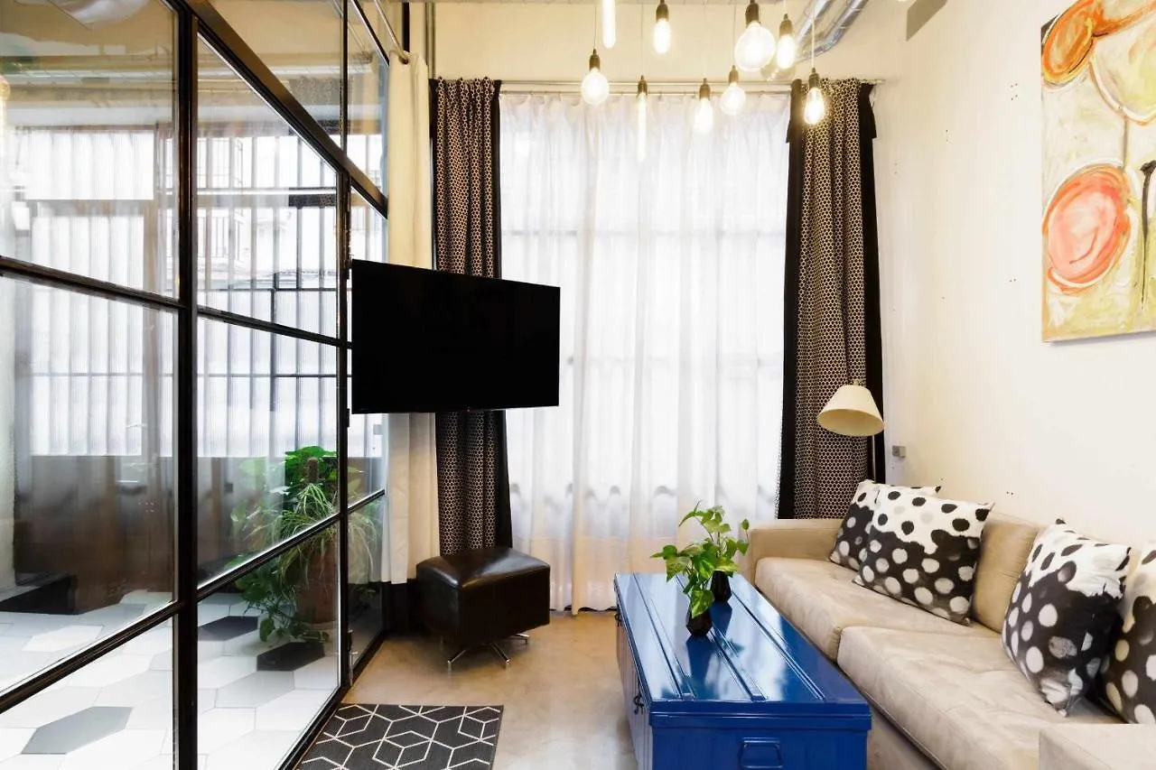 Monkeys Apartments Luxury Metaloft Seville