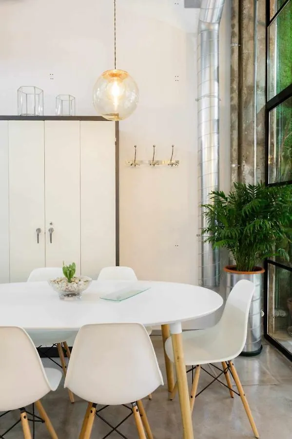 Monkeys Apartments Luxury Metaloft Seville