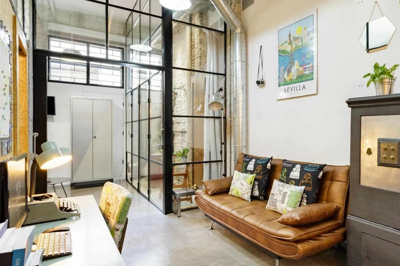 Monkeys Apartments Luxury Metaloft Seville